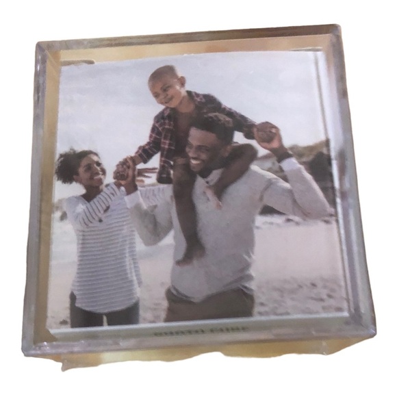 2 Clear acrylic‎ lucite 2.5” photo cube picture holders new - Picture 2 of 12